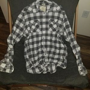 American Eagle Outfitters (Vintage Fit) Flannel To